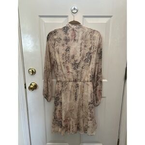 White House Black Market Snake Print Mini Dress Long Sleeve Neutral Pink Size 4